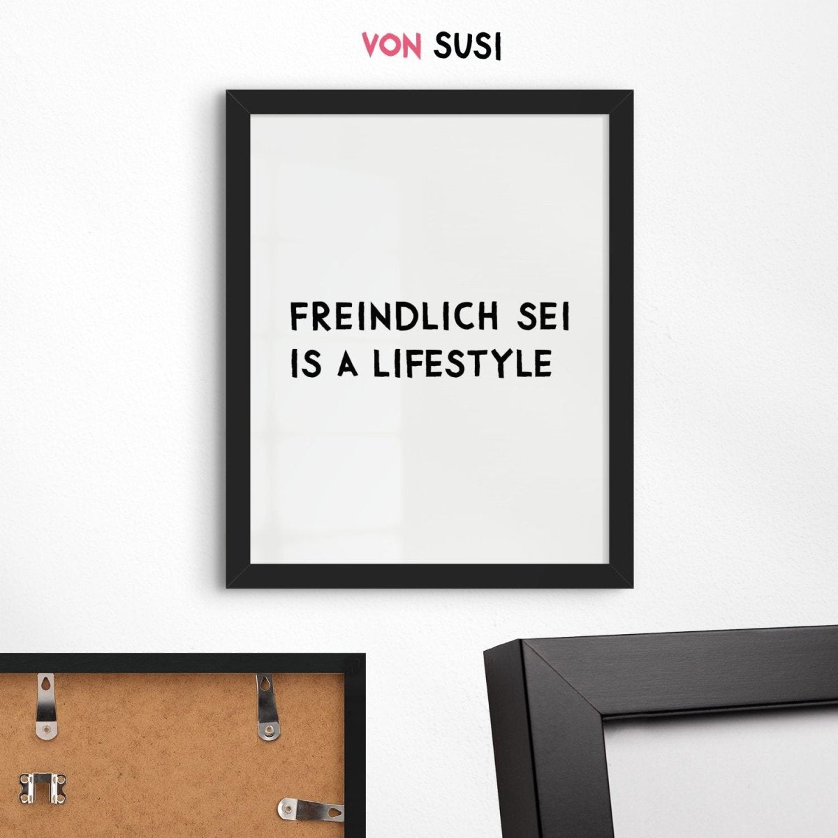 Bayerisches Poster mit lustigem Spruch Freindlich sei is a lifestyle - vonSUSI