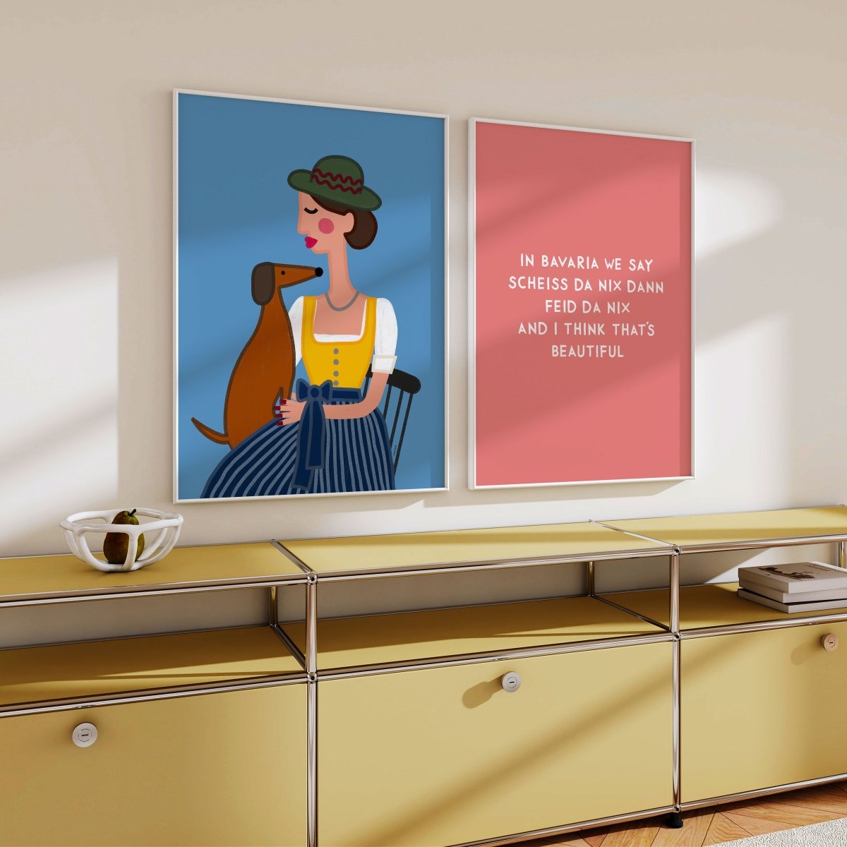 Dirndl Dame mit Dackel Poster • exklusive Illustration von Susi • bairisches Kunstwerk direkt aus München - vonSUSI