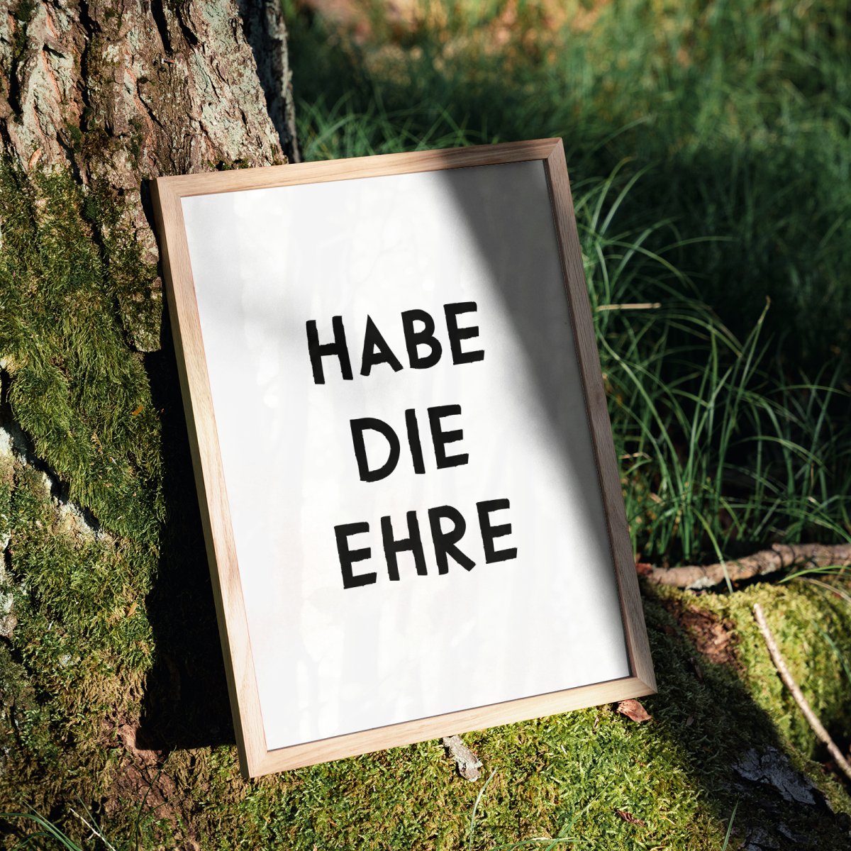 Habe die Ehre • bayerisches Poster in weiß • mit Spruch • Eingangsbereich Deko bayrisch - vonSUSI