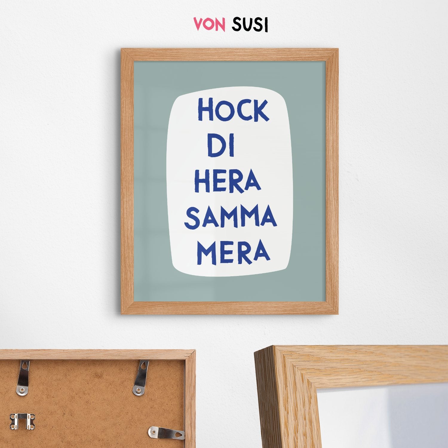Küchenposter mit lustigem bayerischen Spruch Hock di hera, samma mera