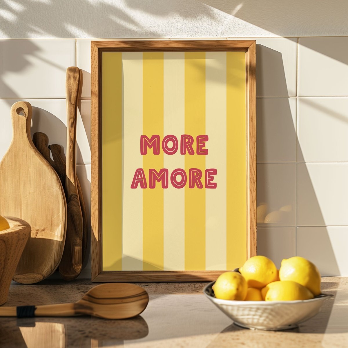 More Amore Poster 💛 modernes Poster mit italienischem Spruch - vonSUSI