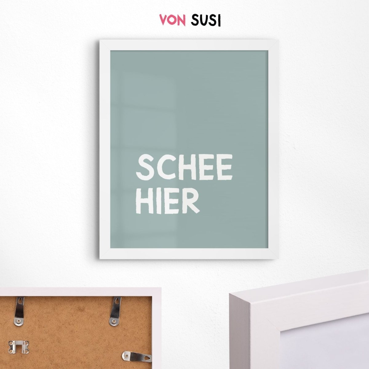 Schee hier • modernes bayerisches Poster mit lustigem Spruch - vonSUSI