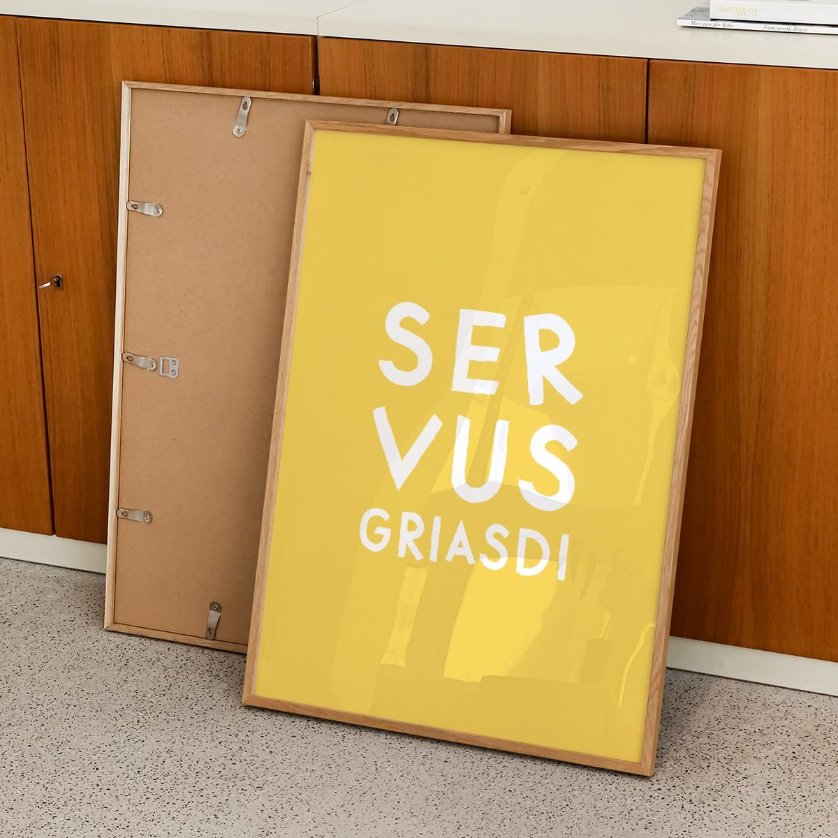 Servus Griasdi • Fine Art Poster mit bayrischem Spruch - vonSUSI