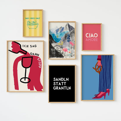 Bayrische Berge in Pastell Poster • Illustration • Fine Art Alpen Poster als Wanddekoration für Berg Fans - vonSUSI